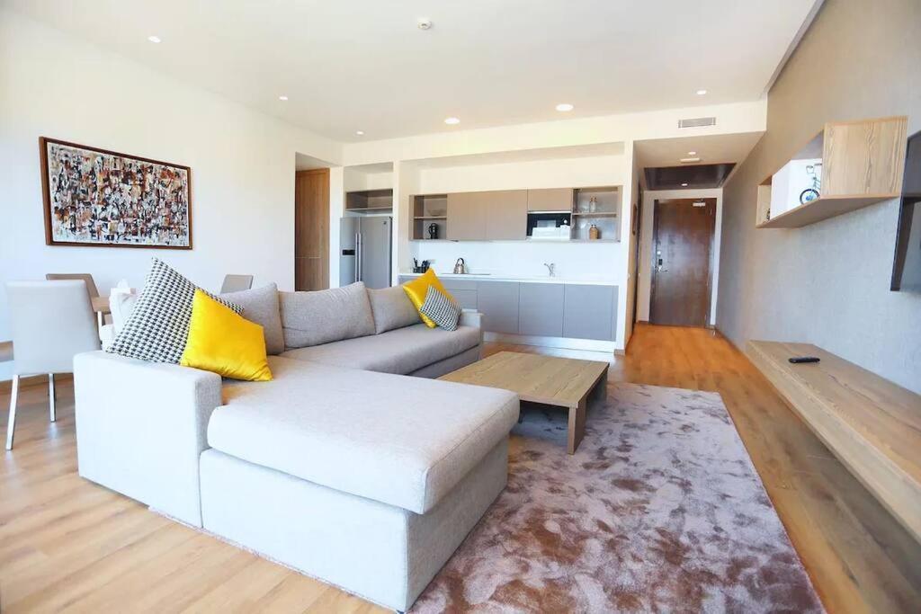 Luxury Apartment At Corniche , Seaview Close Beach Касабланка Екстер'єр фото